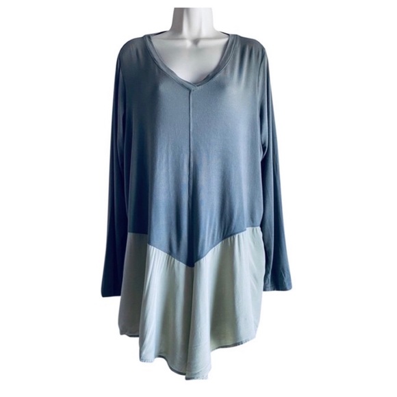 LOGO by Lori Goldstein Tops - LOGO By Lori Goldstein Knit Top w/Challis Trim Top